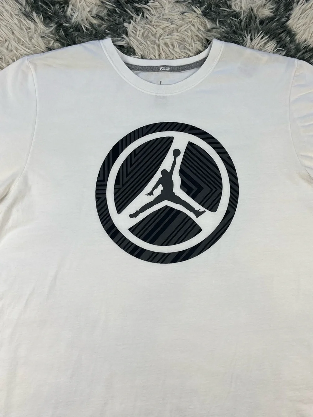 Jordan Men’s Vintage White T-shirt Size XL